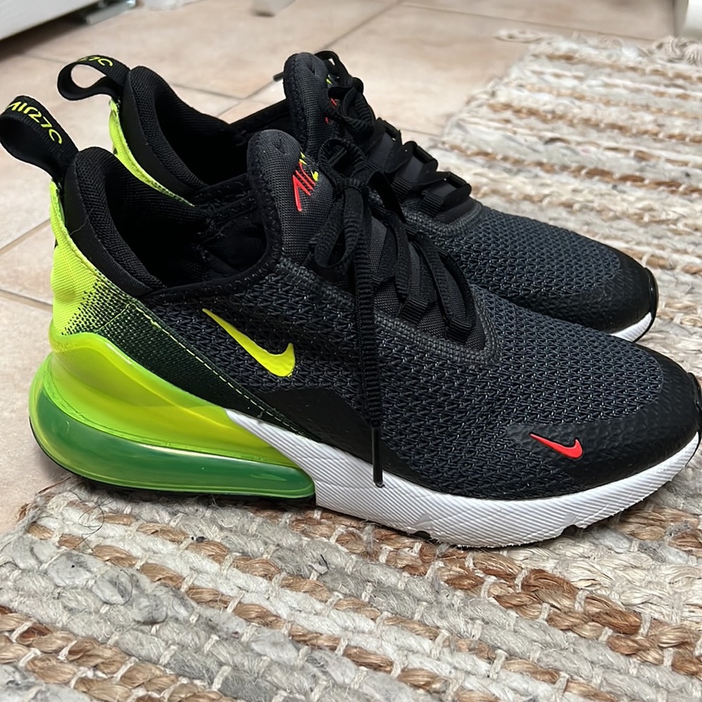Nike Air Max 270 RF GS 'Volt' 🖤💚
